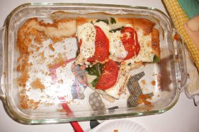 Fresh mozarella tomato spinach pizza